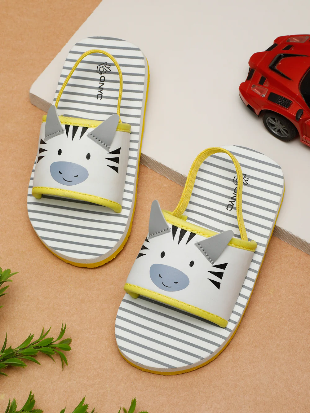 Boys Flip Flops – White with Yellow Lines (Size 4)
